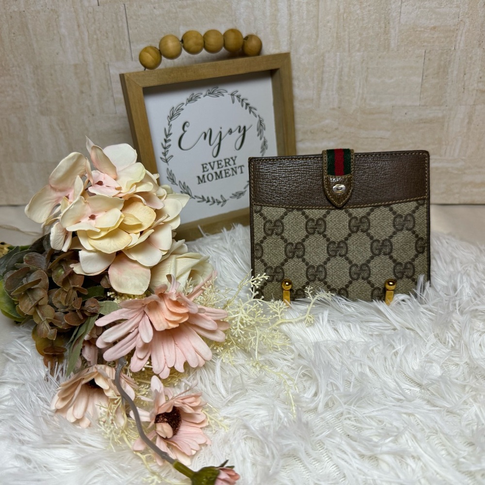 💯 Authentic Vintage Gucci Sherry Line Small Bifold Wallet